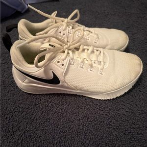 Nike volleyball shoes. Size Women’s 8
